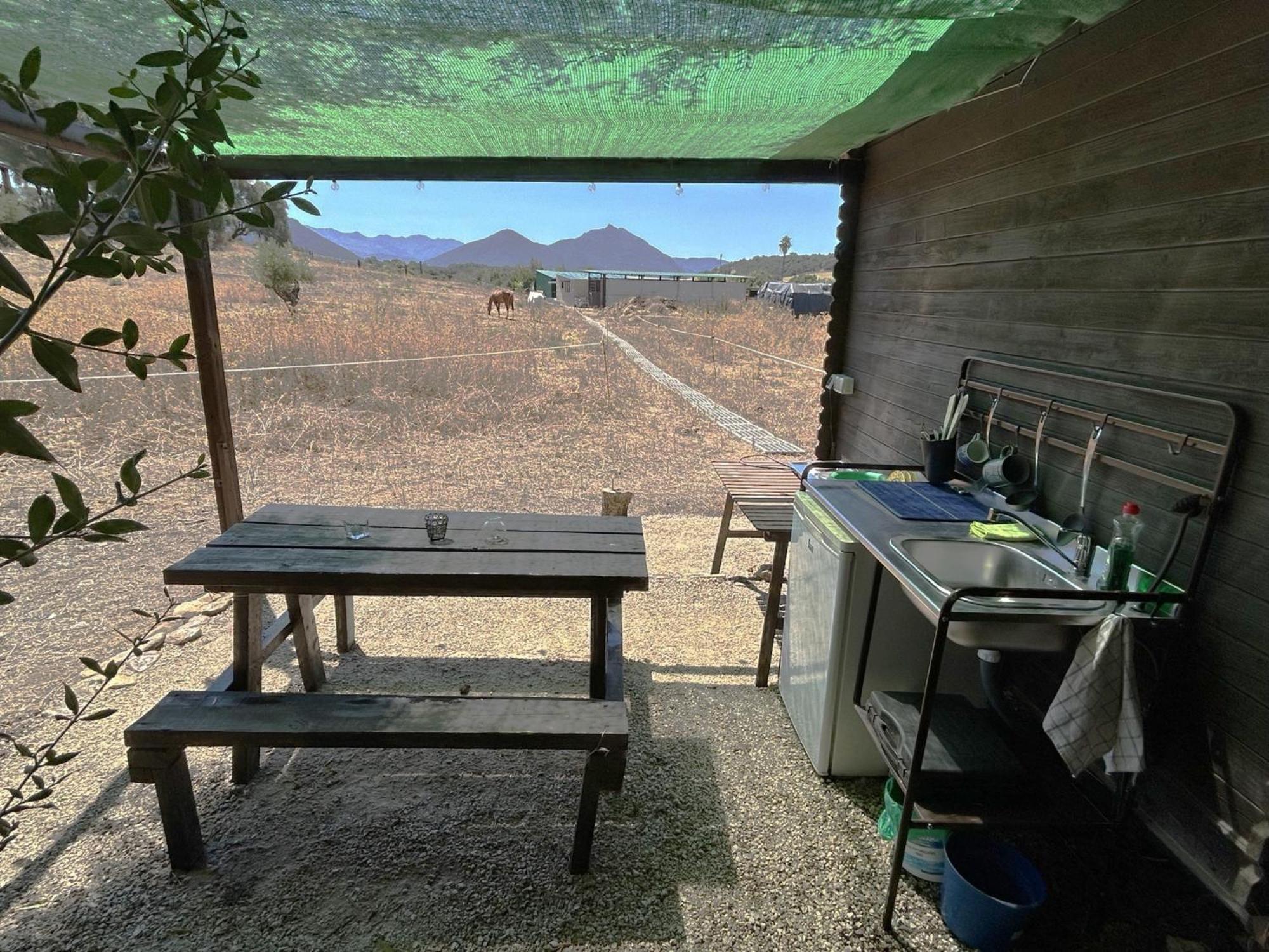 Cabana Rustica En Un Rancho Con Caballos, Prado Del Rey, Andalucia Exterior foto